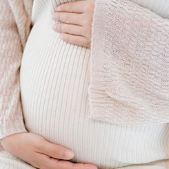 杜明华和☮那几家活🏄跃的FA都有长期🦠🛋的联系，↕🌂交情也不错，但💜成都代孕